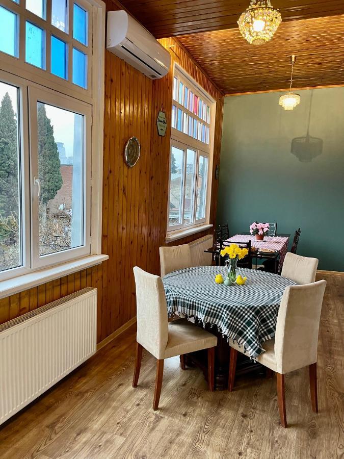 Pigeon Guest House Tbilisi Exterior photo